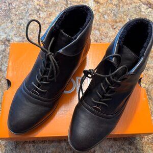 New - Sporto leather ankle boots w/ lining - women's size 8.5